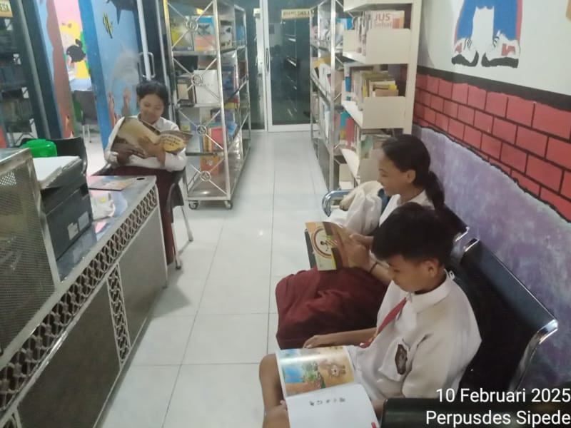 Kegiatan Membaca dan Belajar Komputer Tanggal 10 Februari 2025