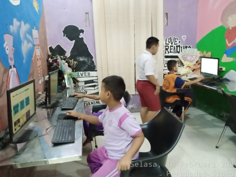Kegiatan Membaca dan Belajar Komputer Tanggal 10 Februari 2026