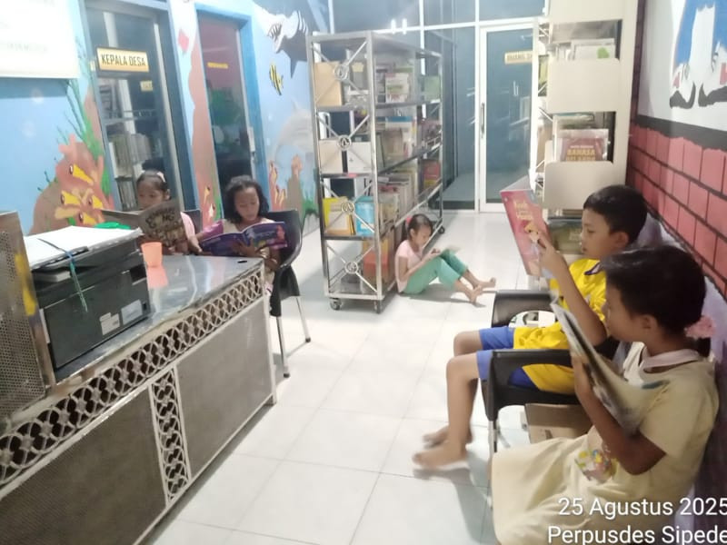 Kegiatan Membaca dan Belajar Komputer Tanggal 25 Agustus 2025