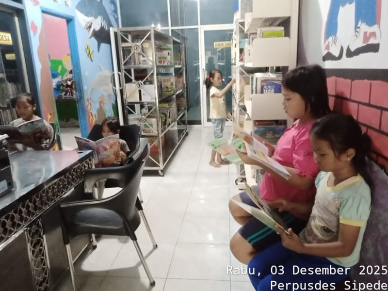Kegiatan Membaca dan Belajar Komputer Tanggal 03 Desember 2025