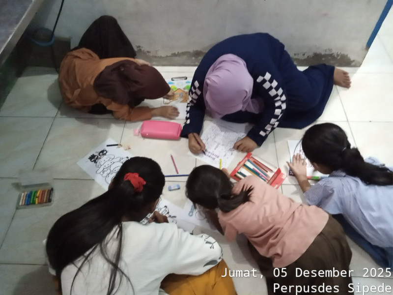 Kegiatan Membaca dan Mewarnai Tanggal 05 Desember 2025
