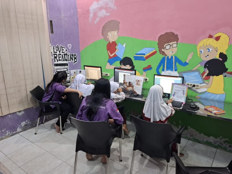 Kegiatan Membaca dan Belajar Komputer Tanggal 23 Juli 2025