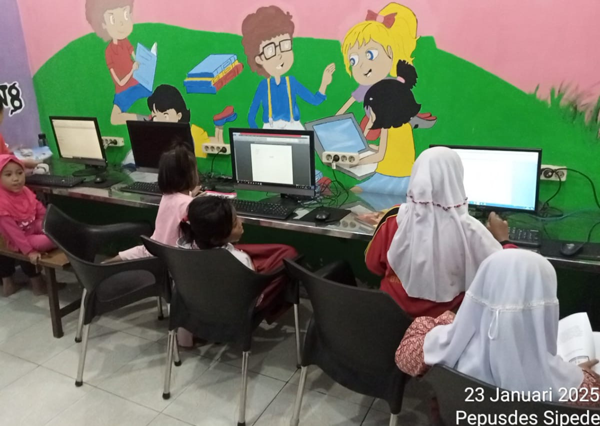 Kegiatan Membaca dan Belajar Komputer Tanggal 23 Januari 2025