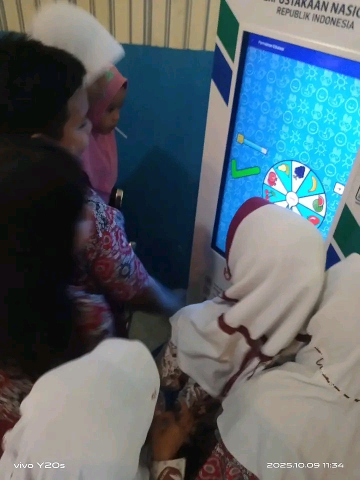 Kegiatan Membaca dan Belajar Komputer Tanggal 09 Oktober 2025