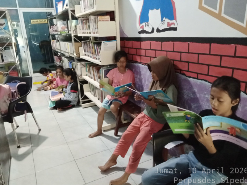 Kegiatan Membaca dan Mewarnai Tanggal 10 April 2026