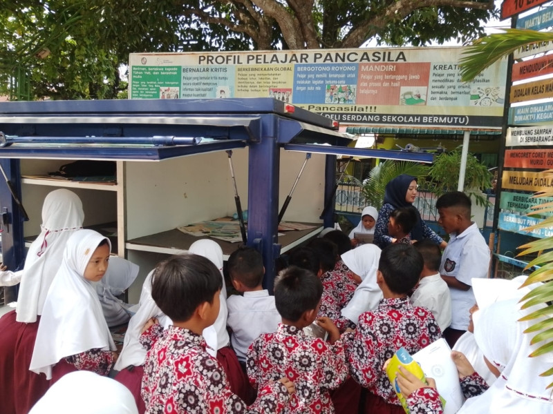 Kegiatan Perpustakaan Keliling di SDN 105351 Dusun V Tanggal 05 Februari 2026