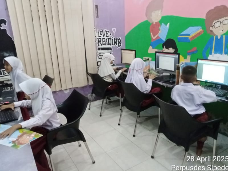 Kegiatan Membaca dan Belajar Komputer Tanggal 28 April 2025