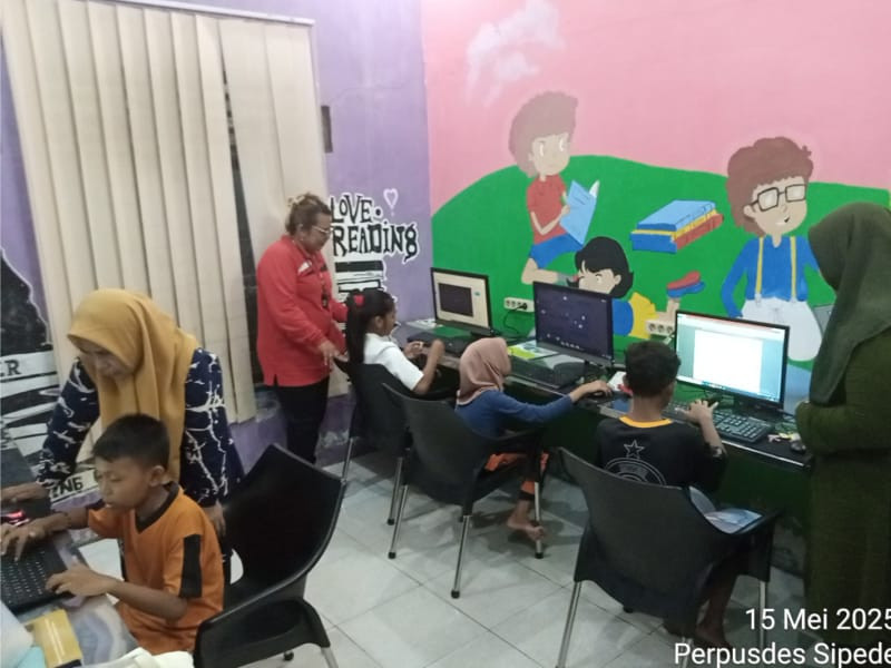 Kegiatan Membaca dan Belajar Komputer Tanggal 15 May 2025
