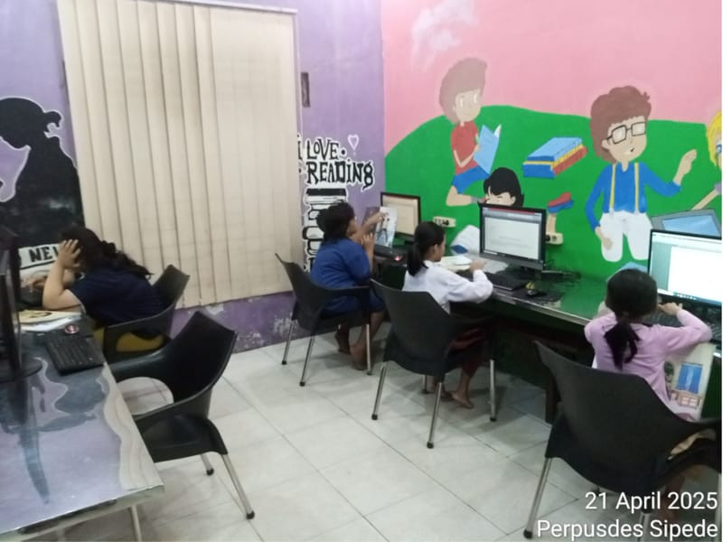 Kegiatan Membaca dan Belajar Komputer Tanggal 21 April 2025
