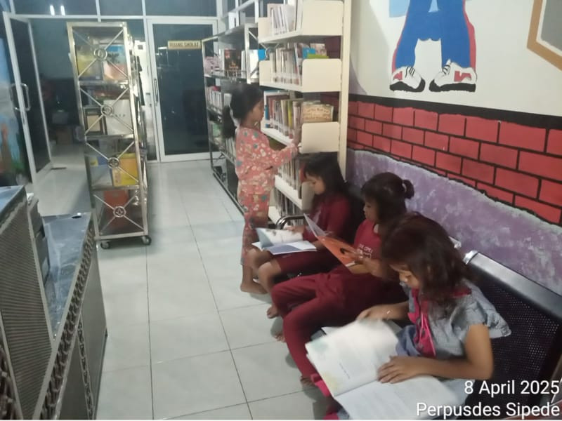 Kegiatan Membaca dan Belajar Komputer Tanggal 08 April 2025