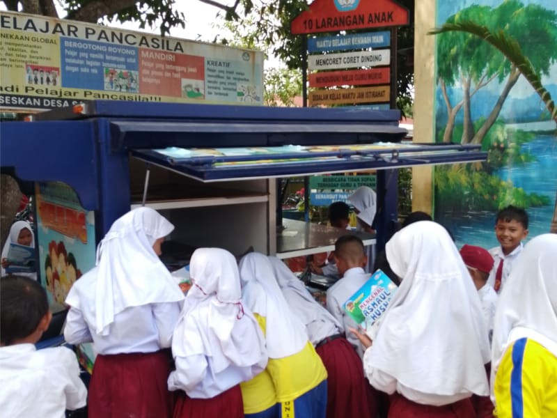 Kegiatan Perpustakaan Keliling di SDN 105351 Dusun V Tanggal 17 November 2025
