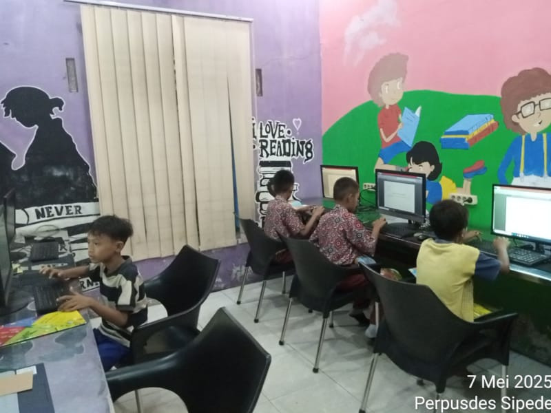 Kegiatan Membaca dan Belajar Komputer Tanggal 07 May 2025